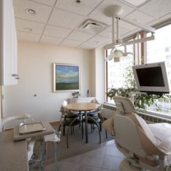 consult-room-5910808dd6526-5b2d711ca9836-250x250-1